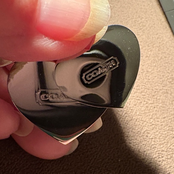 Coach Pink Double Heart Key Holder - Picture 3 of 3